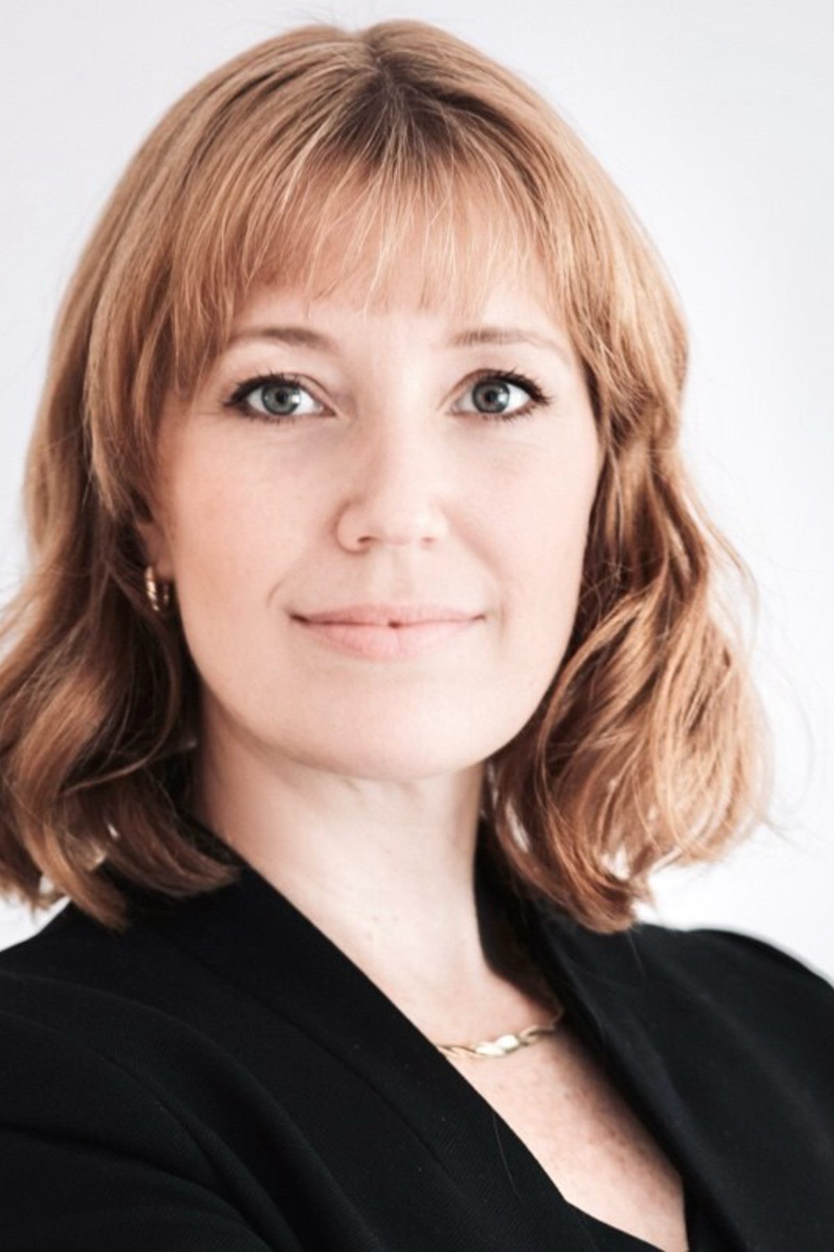 Jenee Rommel How GCs Can Negotiate for Equal Pay With Other Executives | The L Suite